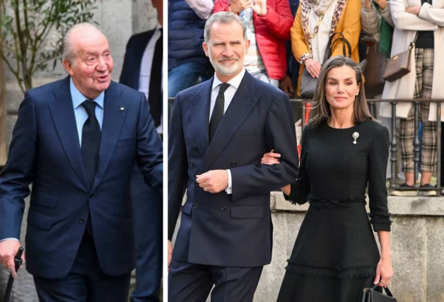 Felipe, Letizia y Juan Carlos I, en el funeral por Fernando Gómez Acebo.