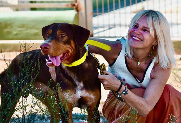 Eugenia Martínez de Irujo con su perro