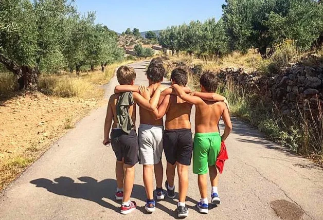 Nacho Palau subió en 2020 a Instagram esta imagen de los 4 niños juntos.