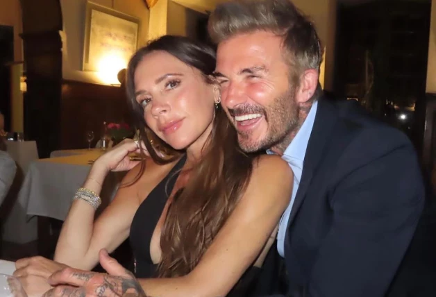 David Beckham abraza a Victoria  Beckham