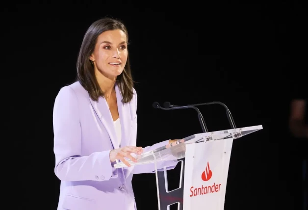 Reina Letizia en el evento donde coincidió con Belén Esteban.