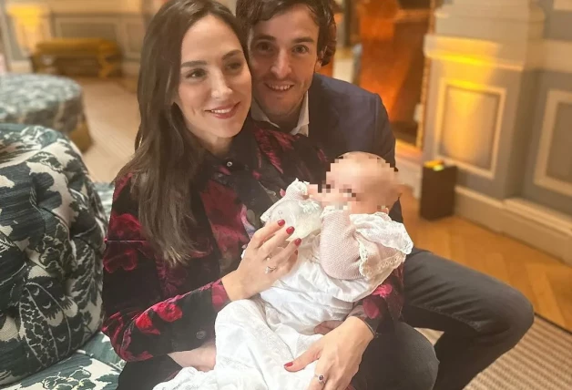 Tamara e Iñigo con Phillipa, la hija de Álvaro Falcó e Isabelle Junot.