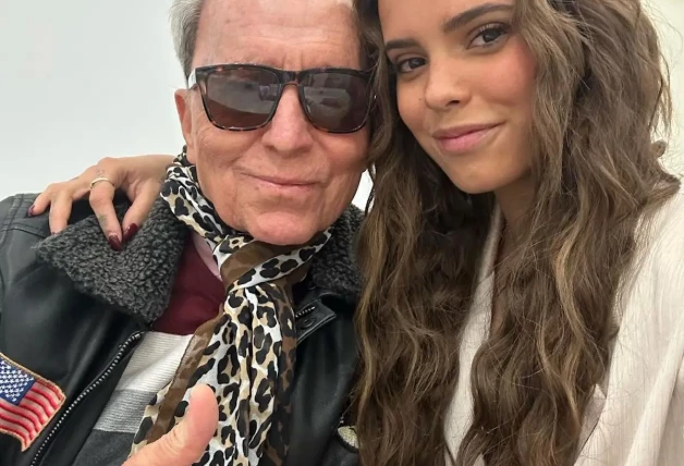 Gloria Camila con su padre, Ortega Cano.