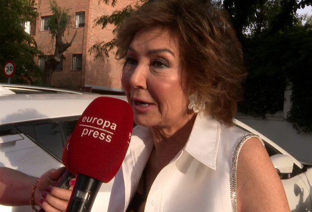Ana Rosa atendió a la prensa antes de la fiesta celebrada en su casa de Madrid