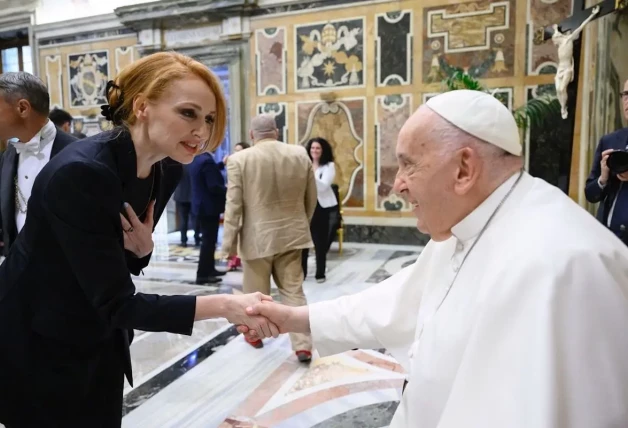 Cristina Castaño con el Papa Francisco