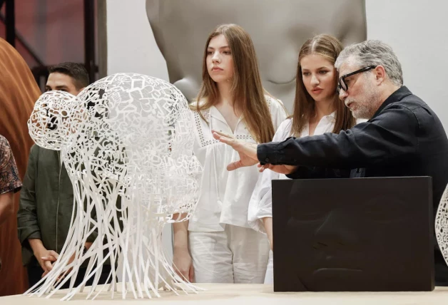 Leonor y Sofía Premios Princesa de Girona 2024 Escultor