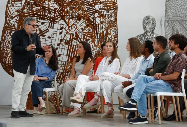 Leonor y Sofía Premios Princesa de Girona 2024 Escultor