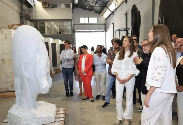 Leonor y Sofía Premios Princesa de Girona 2024 Escultor