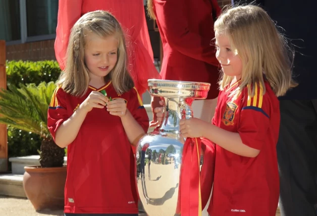 Leonor y Sofía, en 2012.