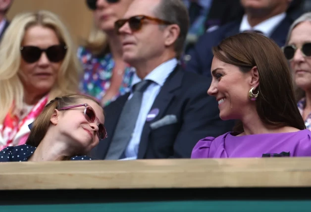 Kate Middleton y su hija Charlotte en Wimbledon.