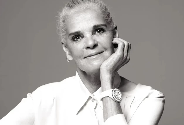 ALI MACGRAW  chanel hoy