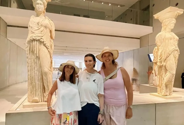 Laura Pausini de vacaciones en Grecia con su familia 27