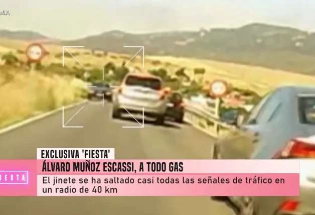 El coche de Álvaro Muñoz Escassi.