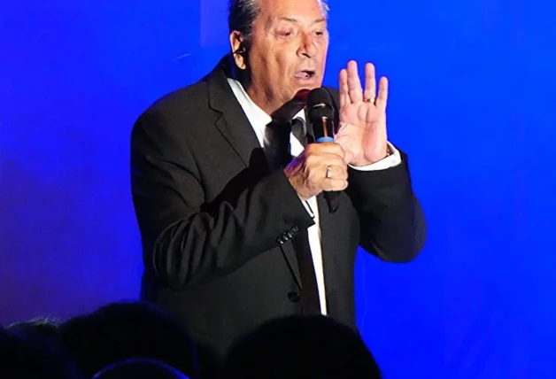 Agustín Ramírez cantando 2