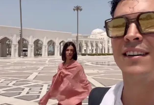 La pareja ha empezado el día visitando algunos puntos emblemáticos de la ciudad.