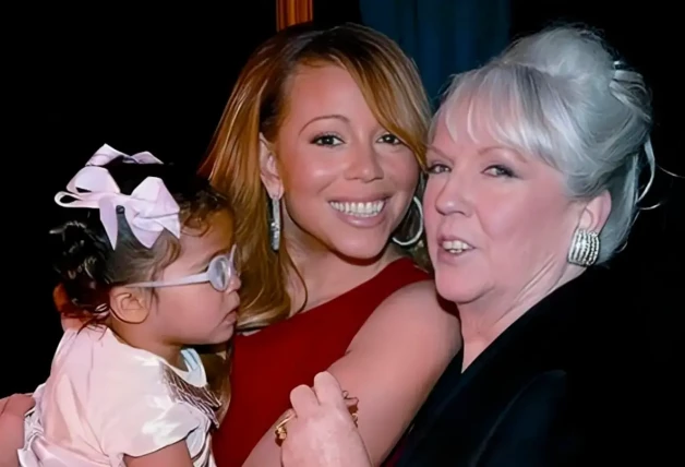 Mariah Carey con su madre y su hija.