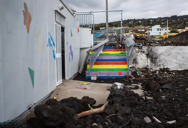 Colegio de la Palma destruído por el volcán. Fotografía cedida por Andrea Dominguez Torres