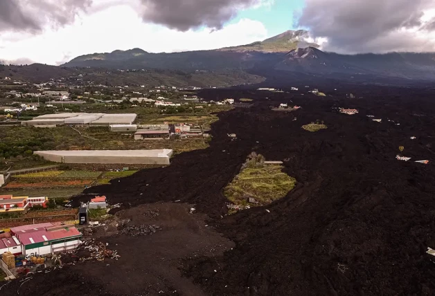 Vista aérea de la zona de la erupción.