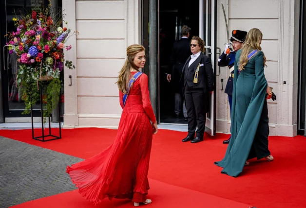 Amalia y Alexia de Holanda en el Día del Príncipe.