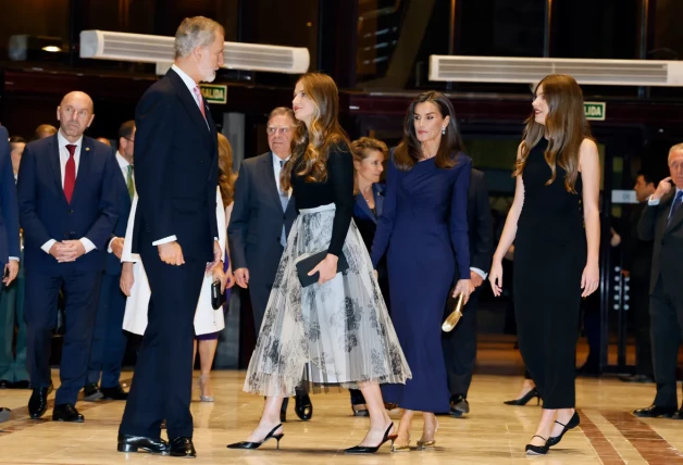 Los reyes, Felipe VI y Letizia, la princesa Leonor y la infanta Sofía, presiden el tradicional Concierto de los Premios Princesa de Asturias 2024