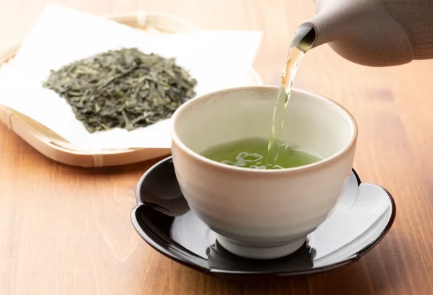 El té verde puede proteger de algunos tipos de cáncer como el de mama.