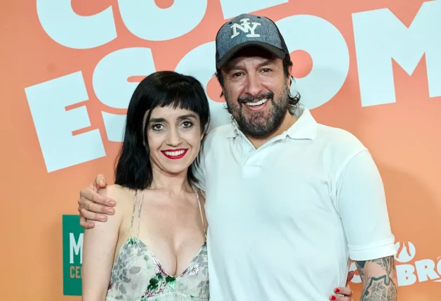 Rafael Amargo con su pareja en el preestreno de la película 'Cuerpo escombro'.