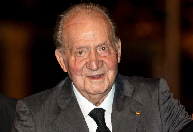 El rey Juan Carlos, denunciado por 5 delitos contra Hacienda.