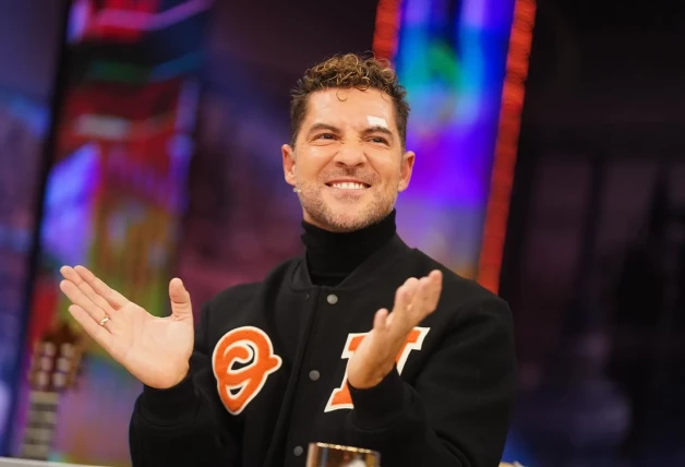 David Bisbal con una herida en la ceja en El Hormiguero