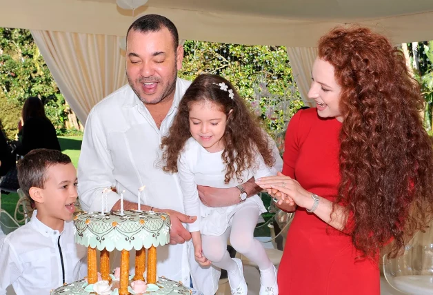 Mohamed y Lalla Salma estuvieron casados 16 años y tienen dos hijos.