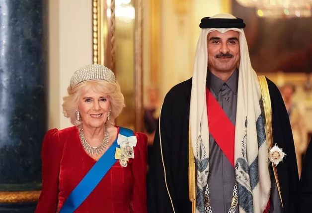 Camilla con el emir de Qatar