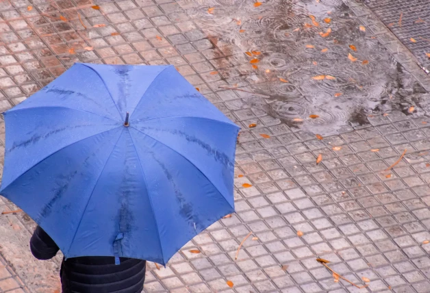 lluvia dana paraguas