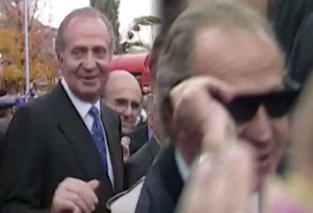 El 5 de diciembre de 1996 Telecinco emitió el 'Caiga Quién Caiga' en el que Gran Wyoming y Pablo Carbonell le entregaron unas gafas de sol al entonces rey Juan Carlos I.