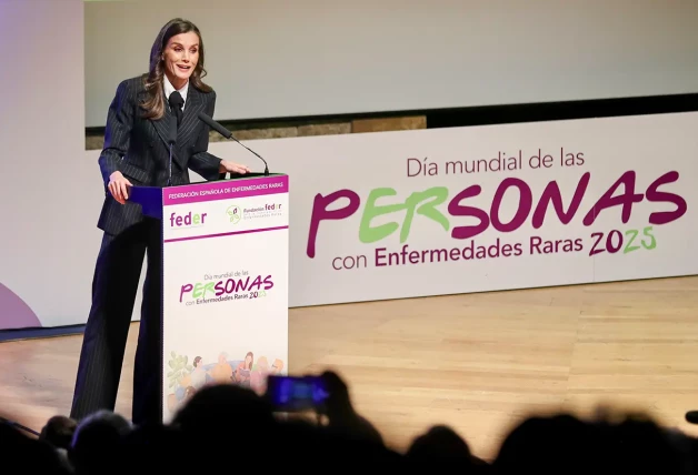 La reina Letizia dando un discurso en el acto del Día Mundial de las Enfermedades Raras