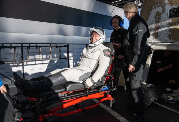 Astronauta acabado de aterrrizaar