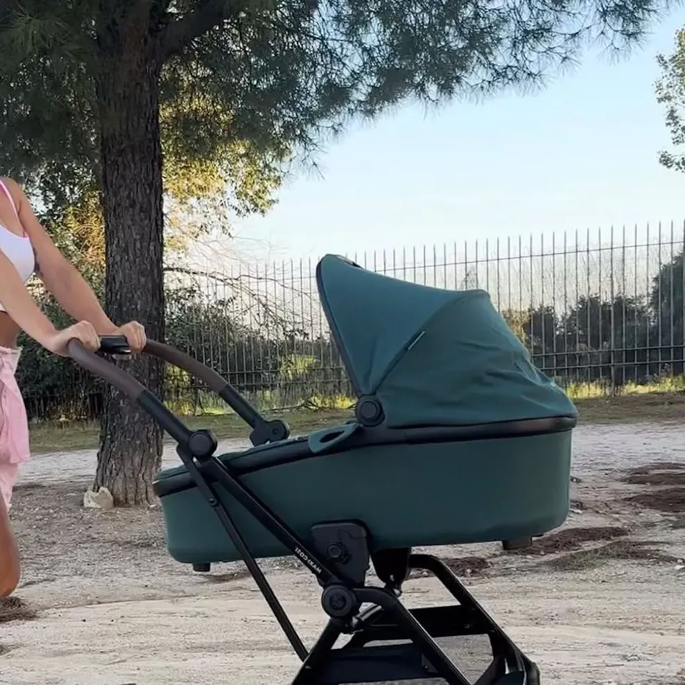 Cristina Pedroche celebra el primer aniversario de Laia.