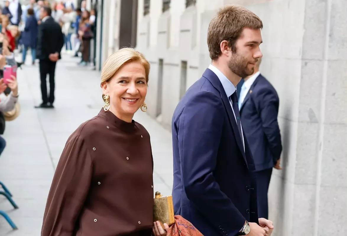 La infanta Cristina y Juan Urdangarin, su hijo mayor.