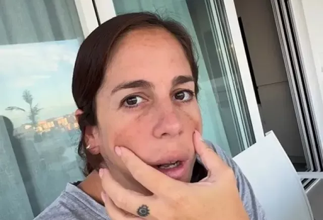 Anabel Pantoja muestra sus ojeras a través de Instagram stories.