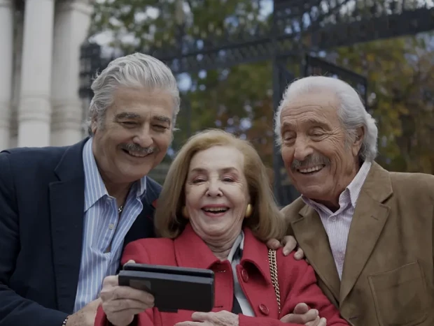 Máximo Valverde con María José Alfonso y Manuel Zarzo en Amalia en otoño