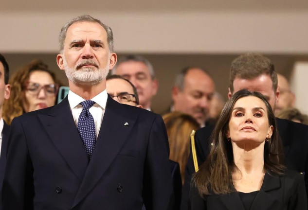 La reina Letizia luce un vestido que se llenó de barro con la DANA: la bonita historia