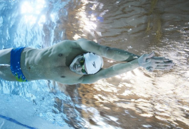 El nadador Rami Anis encontró en la piscina un nuevo hogar.