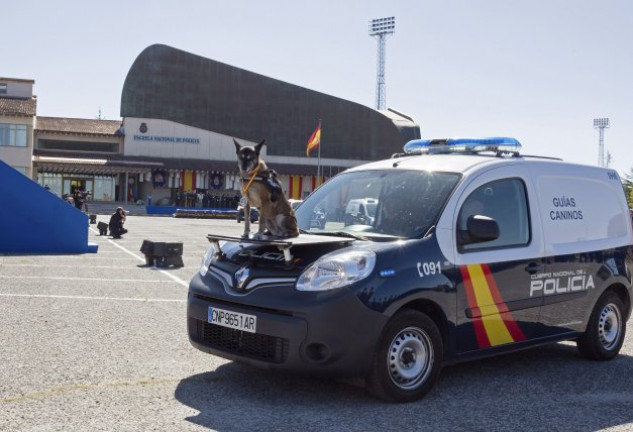 En la actualidad, 470 perros trabajan en la unidad canina de la Policía Nacional.