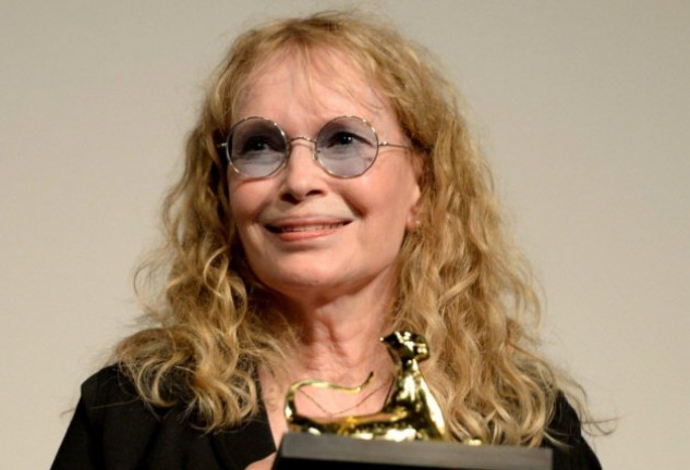 Mia Farrow ha hablado por primera vez de las muertes de sus hijos.