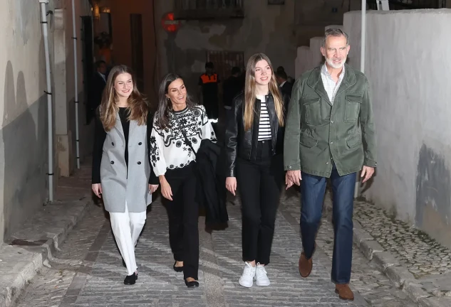 Familia Real paseando por Chinchón