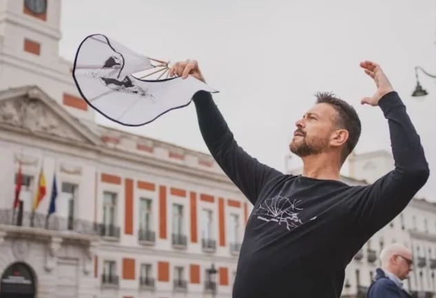 Luis Font confiesa vivir en la calle.