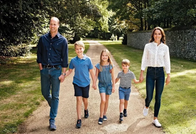 Guillermo y Kate con sus hijos