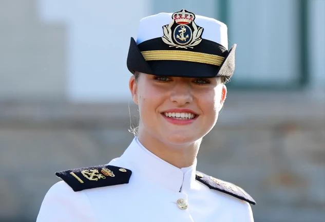 leonor uniforme naval