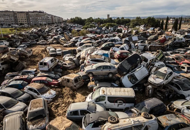 efe catarroja coches amontonados