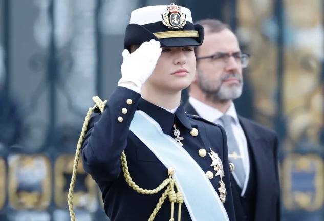 leonor embarca Juan sebastial elcano EFE