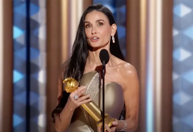 globos de oro demi moore