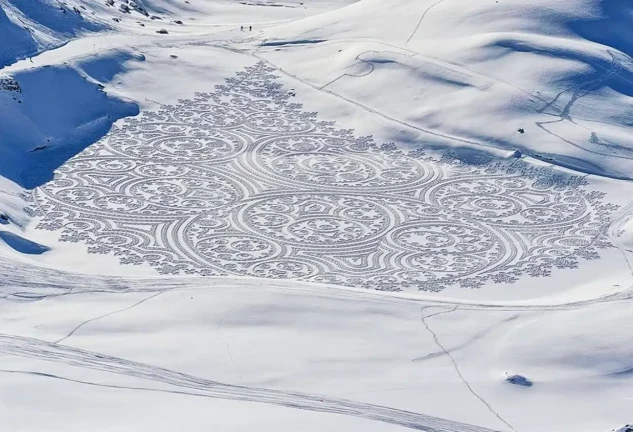 Dibujos en la nieve Simon Beck